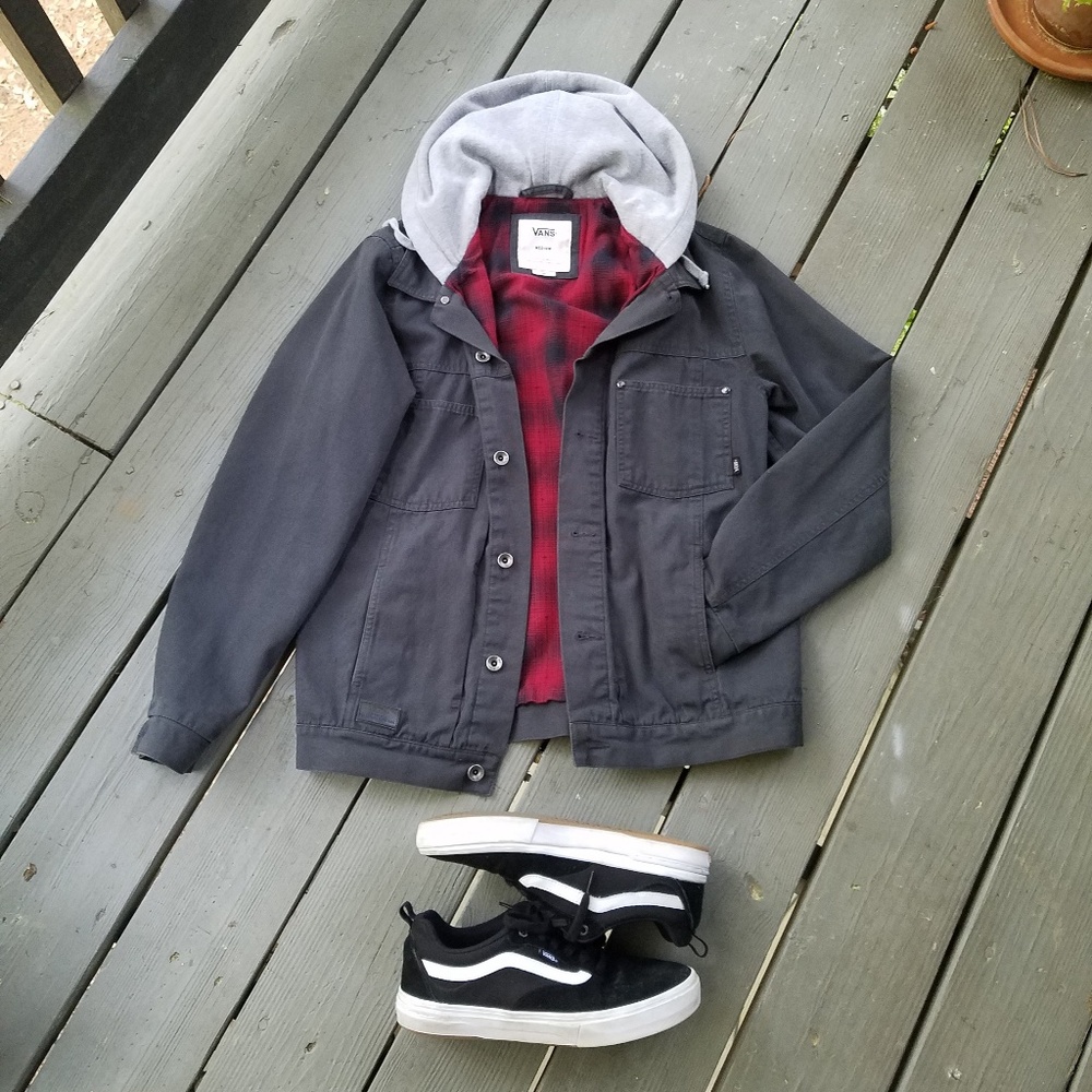 Van's black n' plaid jacket